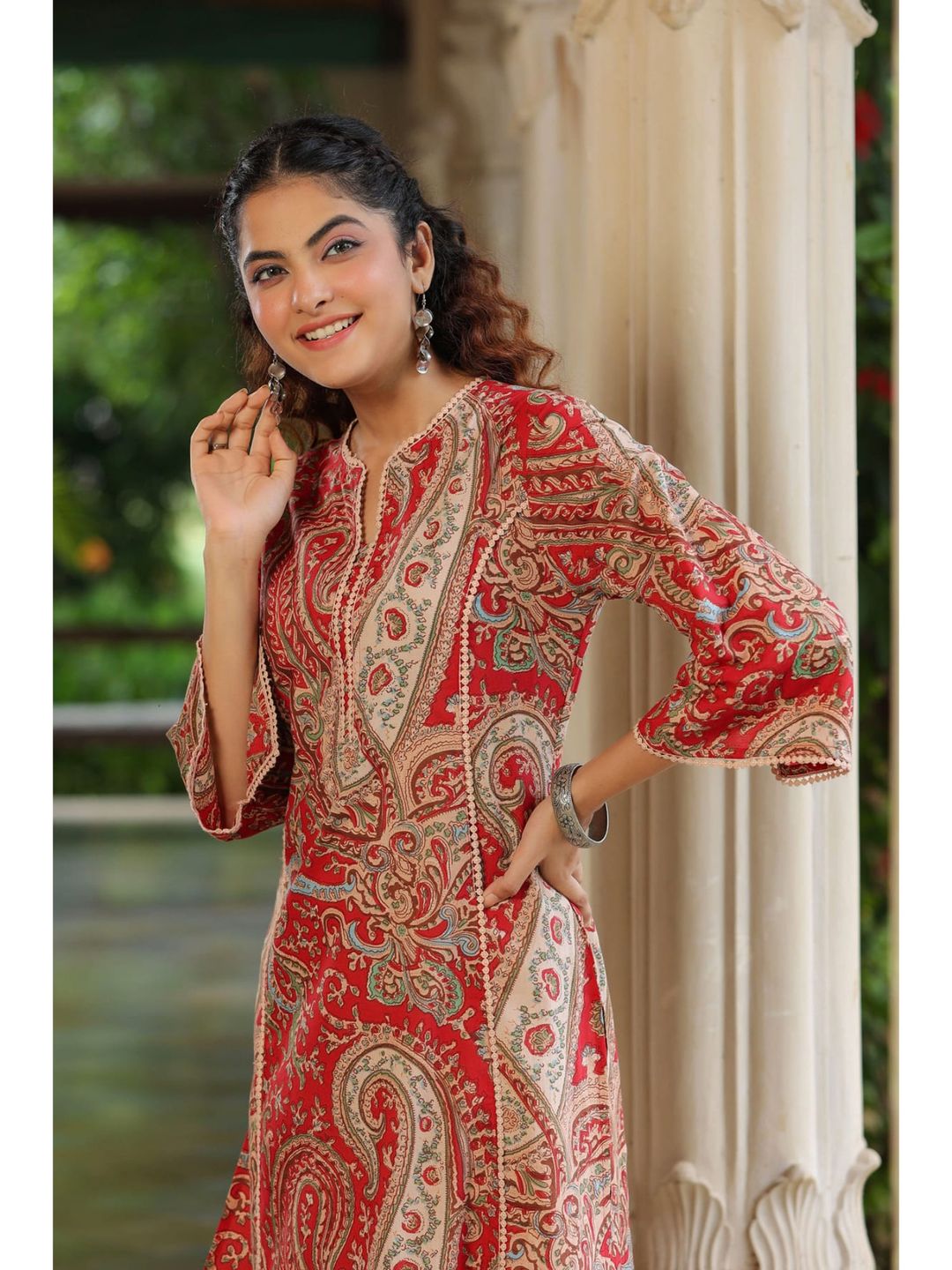 Red Paisley Print Straight Kurti 5 Red Paisley Print Straight Kurti - Image 5