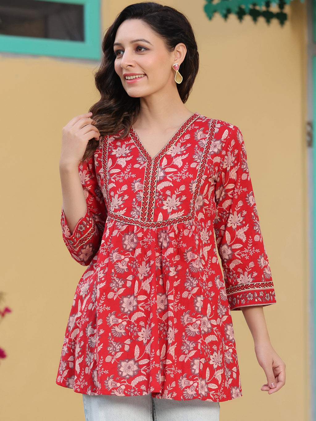 Red Floral Printed V-Neck Kurti Top with Yoke Detail 4 Red Floral Printed V-Neck Kurti Top with Yoke Detail - Image 4