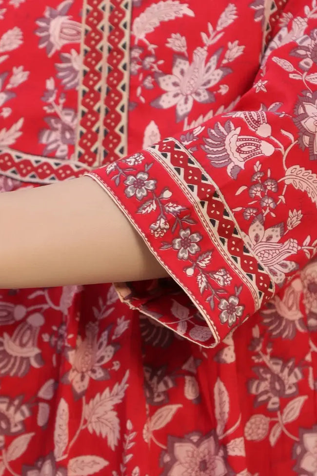 Red Floral Printed V-Neck Kurti Top with Yoke Detail 6 Red Floral Printed V-Neck Kurti Top with Yoke Detail - Image 6