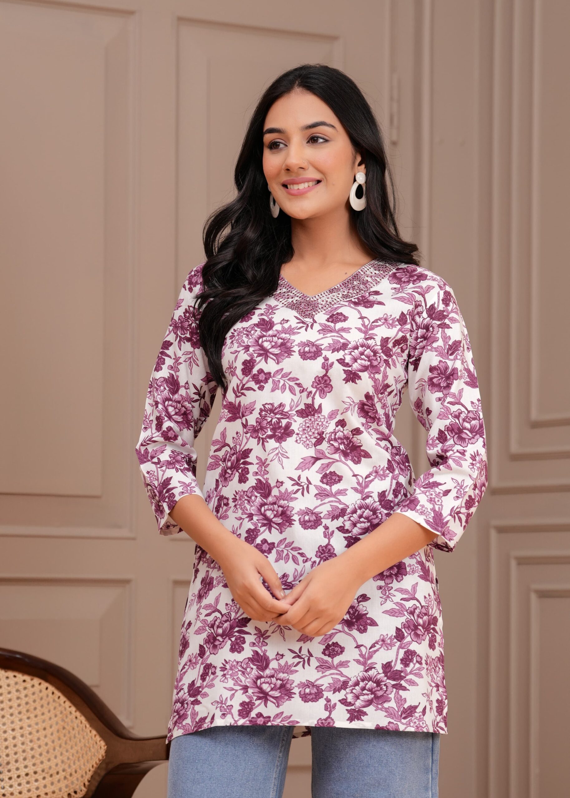 Floral Print V-Neck Kurti Top 1 Floral Print V-Neck Kurti Top