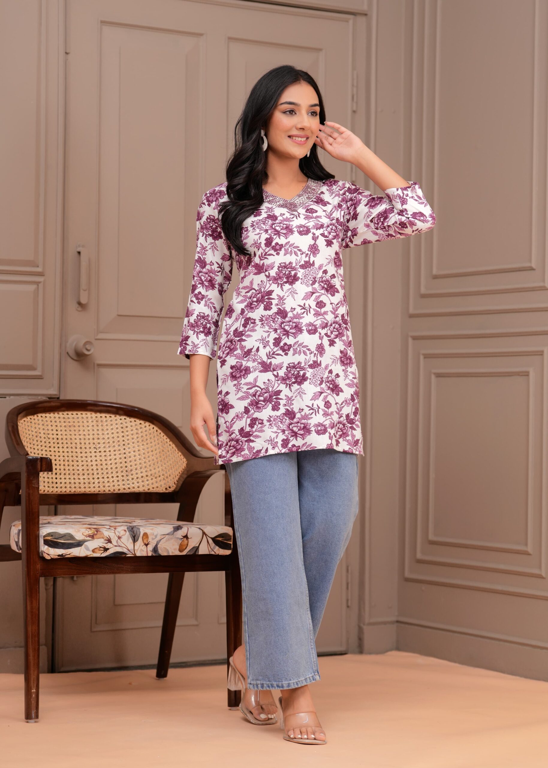 Floral Print V-Neck Kurti Top 4 Floral Print V-Neck Kurti Top - Image 4