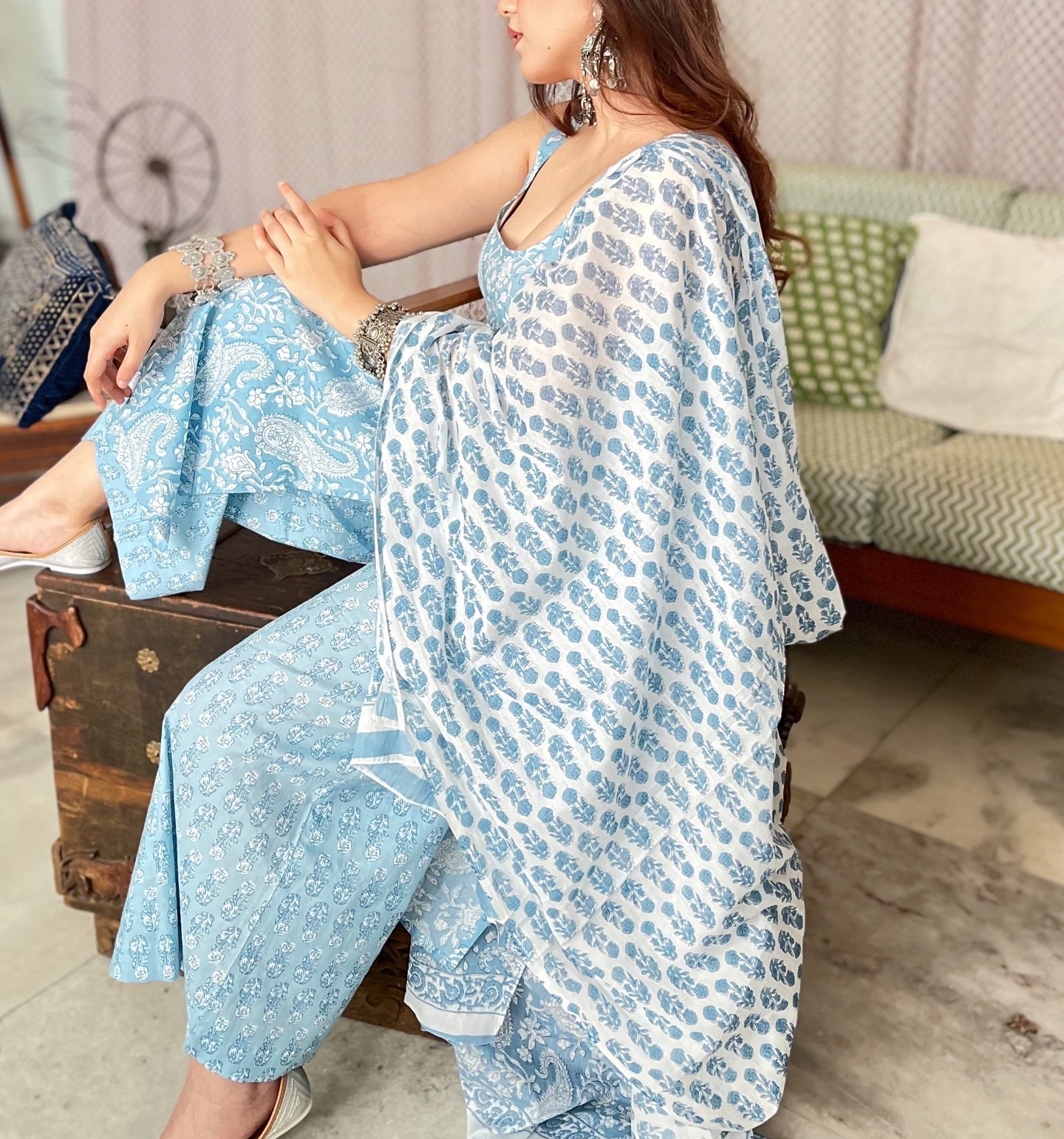 Mehrang Printed Kurta Set with Dupatta Sky Blue 4 Mehrang Printed Kurta Set with Dupatta Sky Blue - Image 4