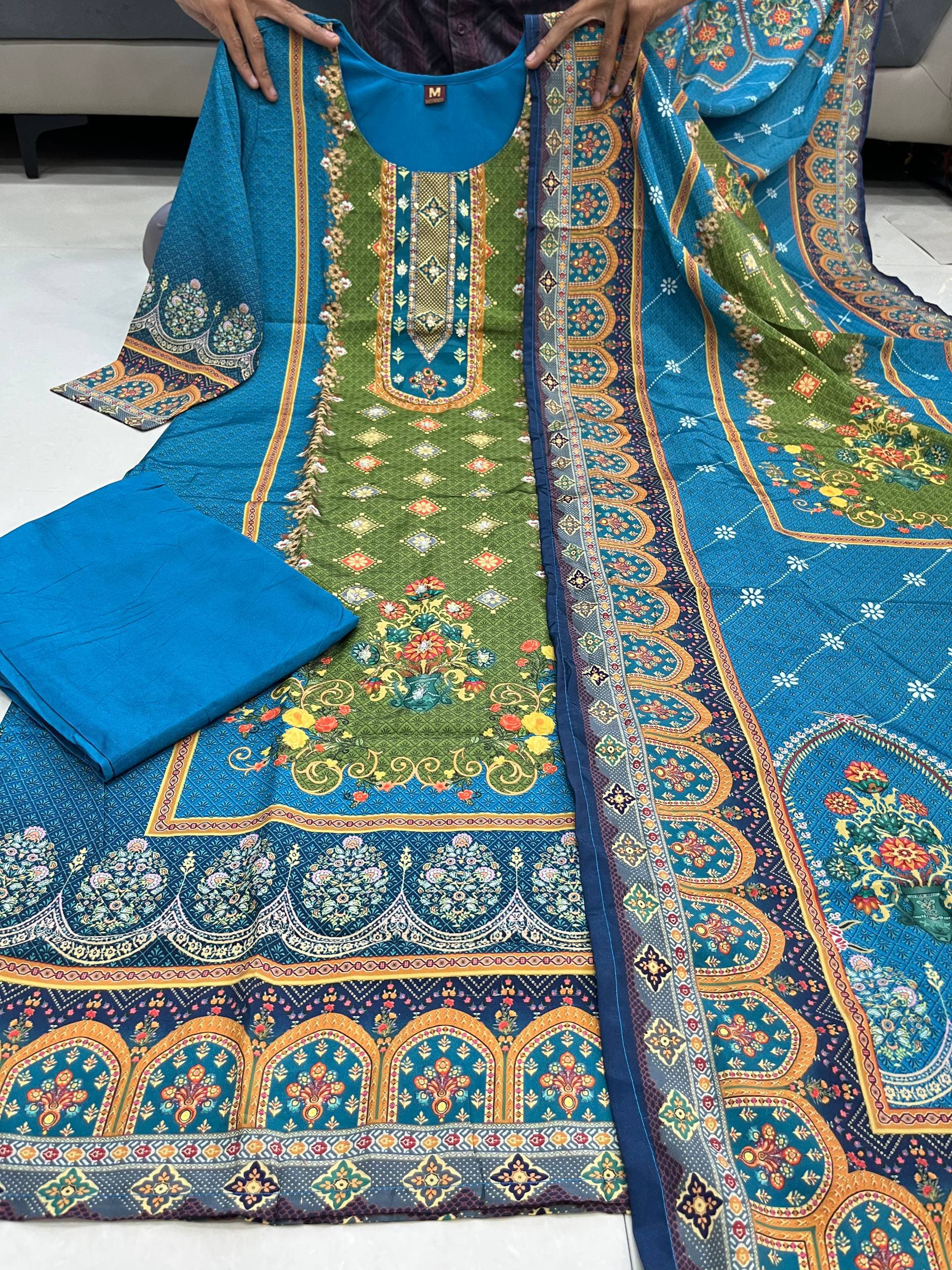 Rajvanshi Silk Suit Set with Dupatta 4 Rajvanshi Silk Suit Set with Dupatta - Image 4