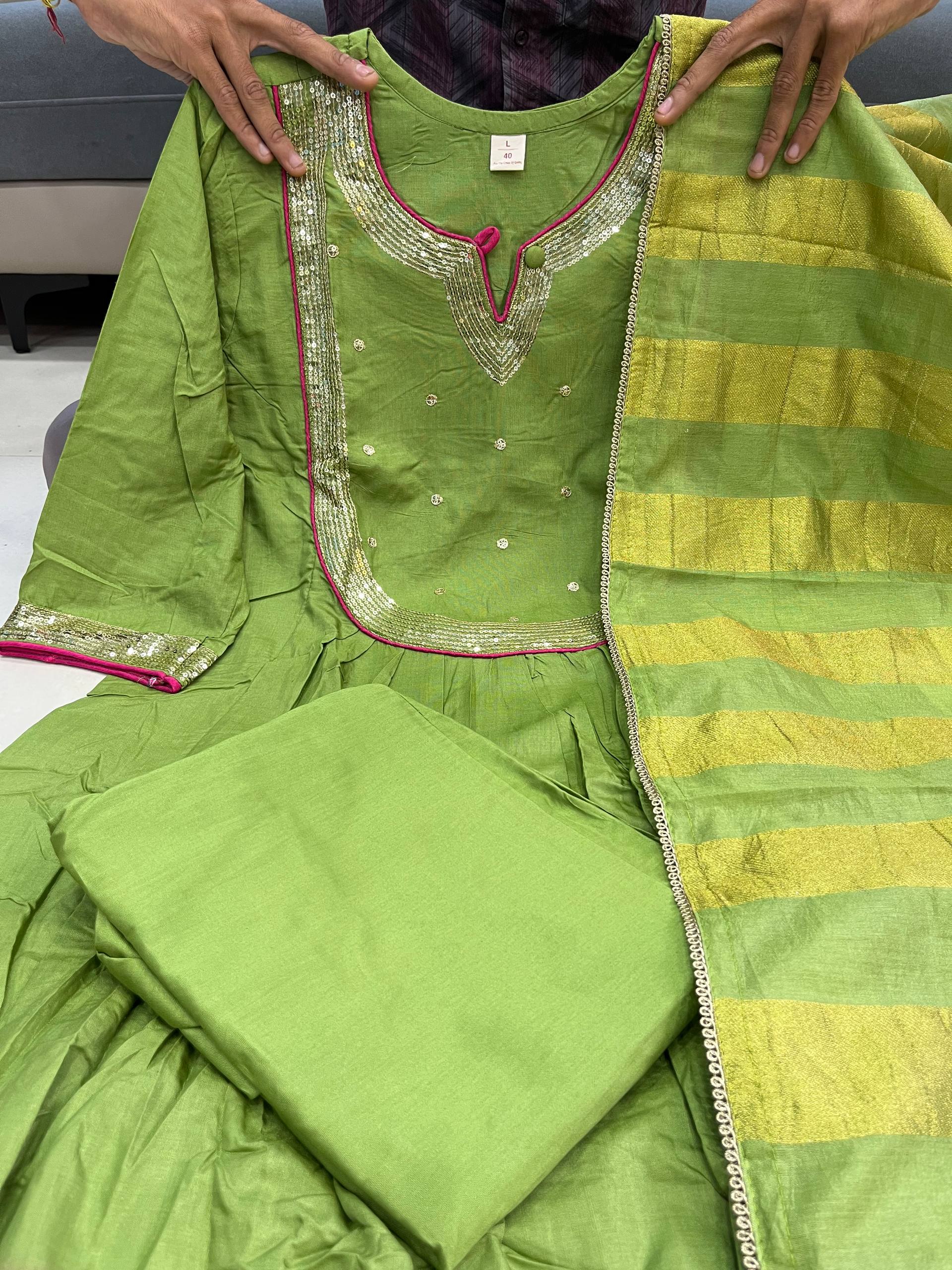 Vanya Maheshwari Silk Suit Set with Dupatta 12 Vanya Maheshwari Silk Suit Set with Dupatta - Image 12