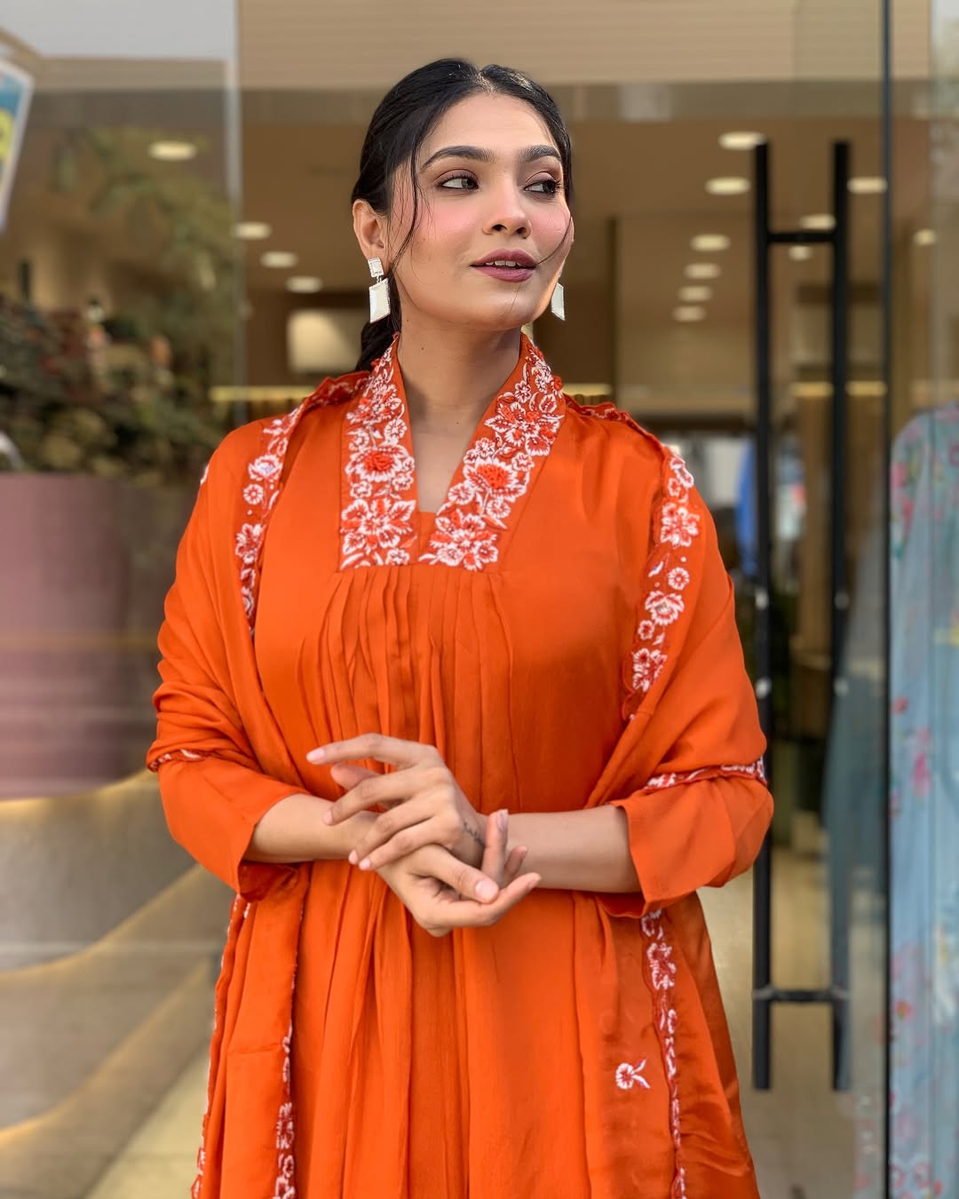 Zariya Saffron Bloom Festive Anarkali Set with Dupatta 9 Zariya Saffron Bloom Festive Anarkali Set with Dupatta - Image 9