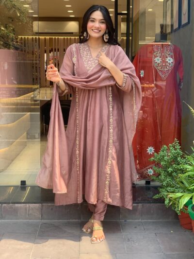 Home 15 Nayra Embroidered Suit Set with Dupatta