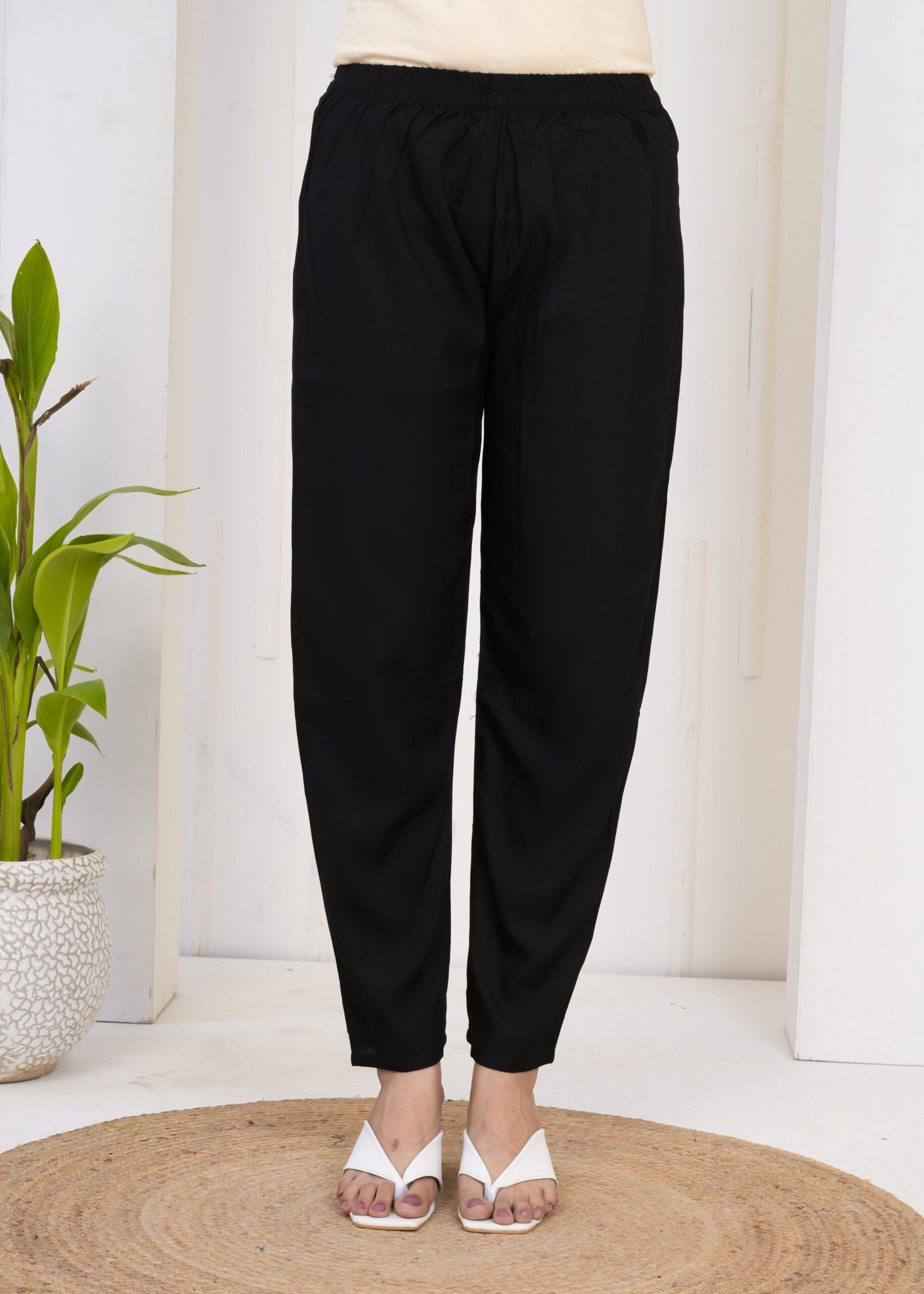 Black Printed Kurta Set with Contrast Dupatta 5 Black Printed Kurta Set with Contrast Dupatta - Image 5